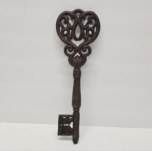 Vintage Cast Iron Large Skeleton Key Rustic Scrolled Gothic Metal Wall Decor
